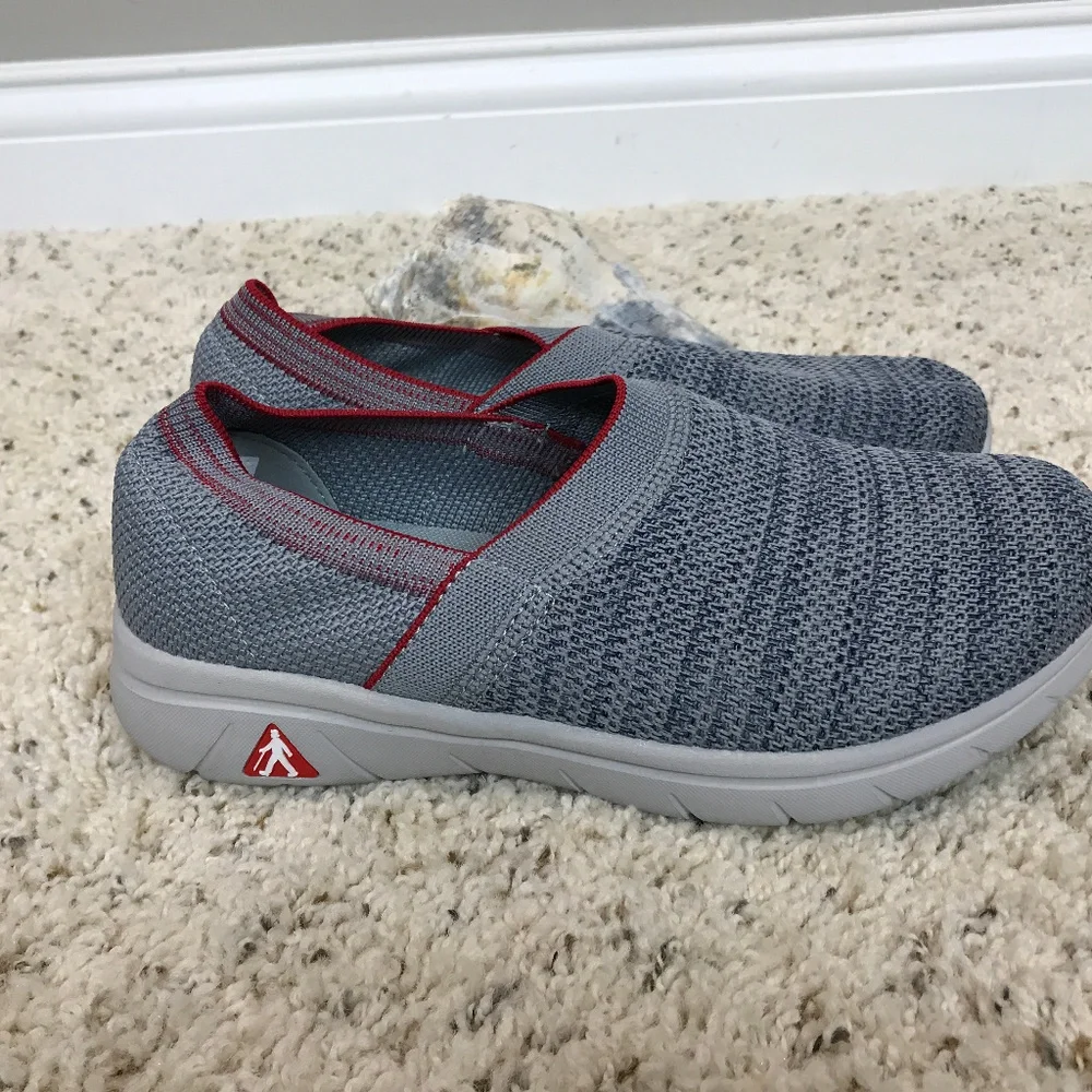 Zuliz by Zulijian slip ons Sz 6 (36)
